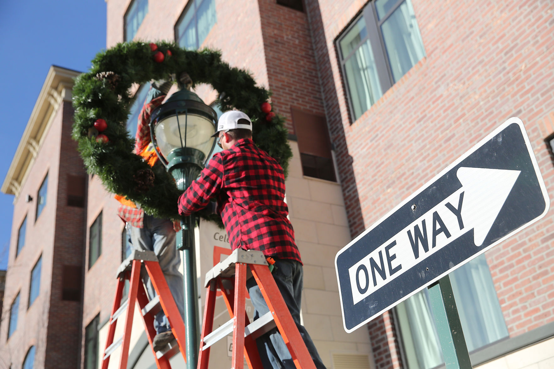 The Holidays Come to Downtown